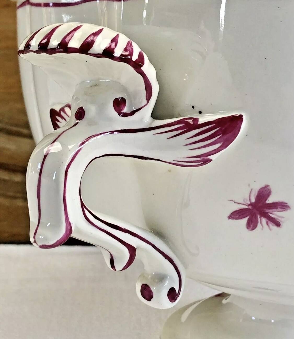 Antique large Gien vegetable soup tureen, pink landscape model, 1938/1960