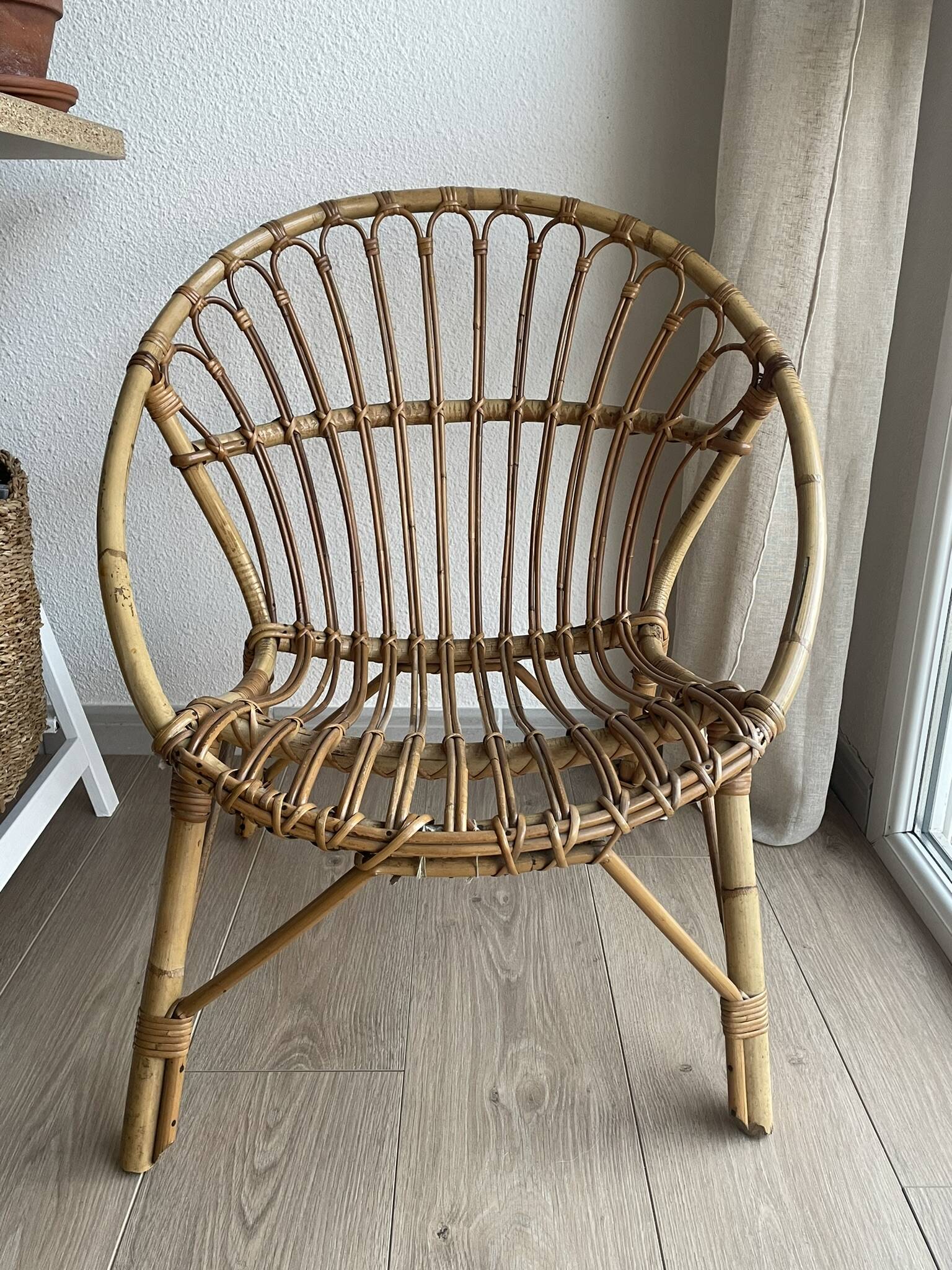 Rattan shell chair