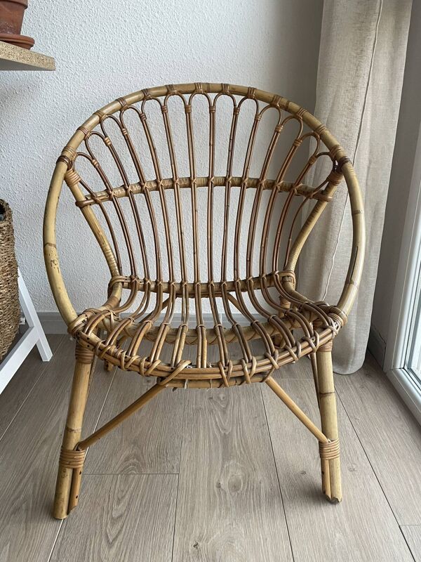 Fauteuil coquille en rotin