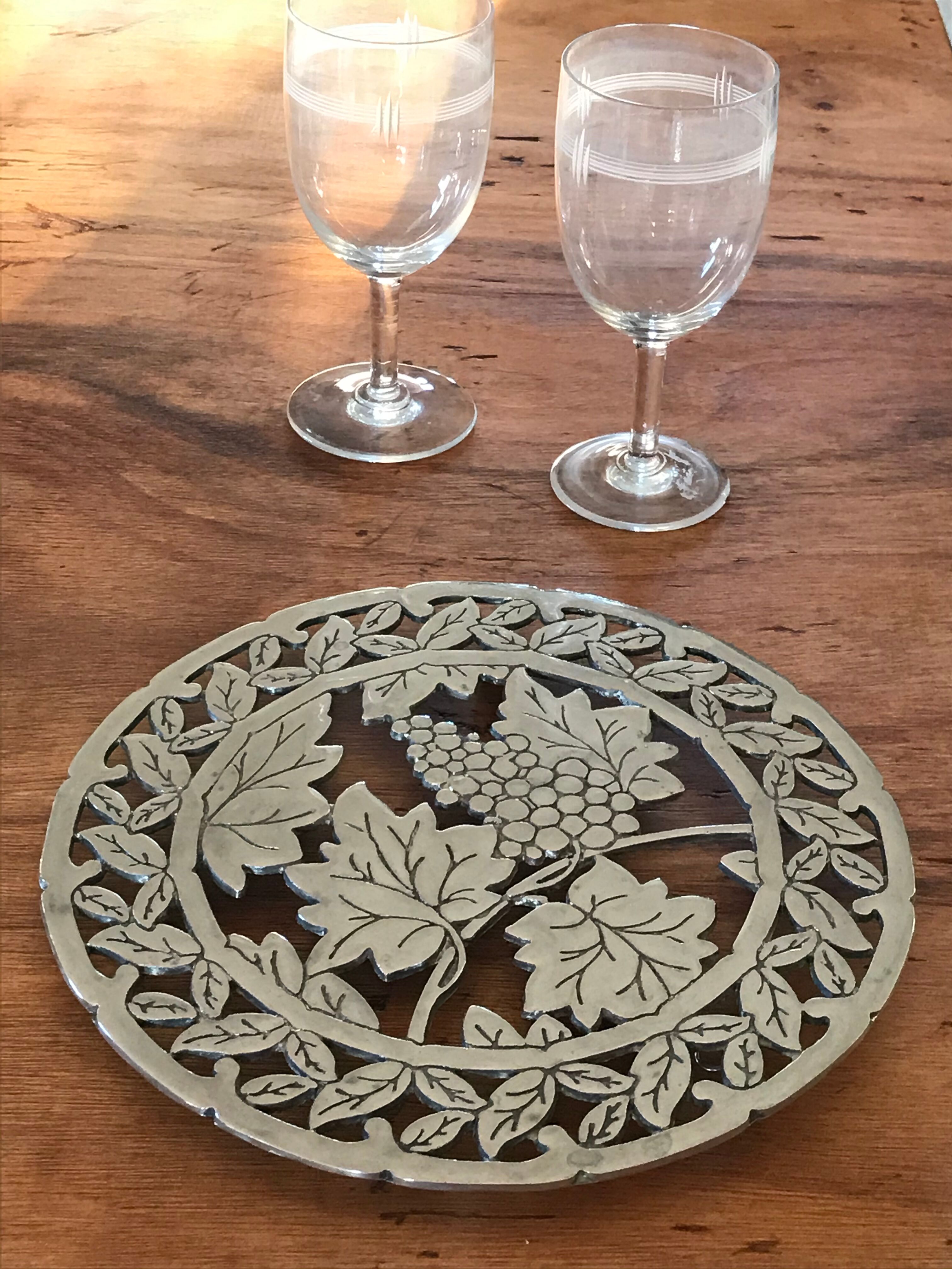 Silver metal table mat