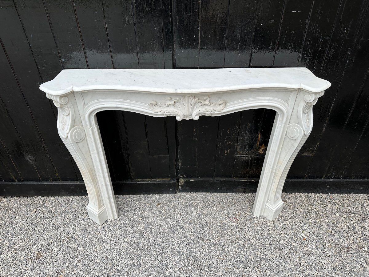 Louis XV style fireplace in white Carrara marble circa 1980