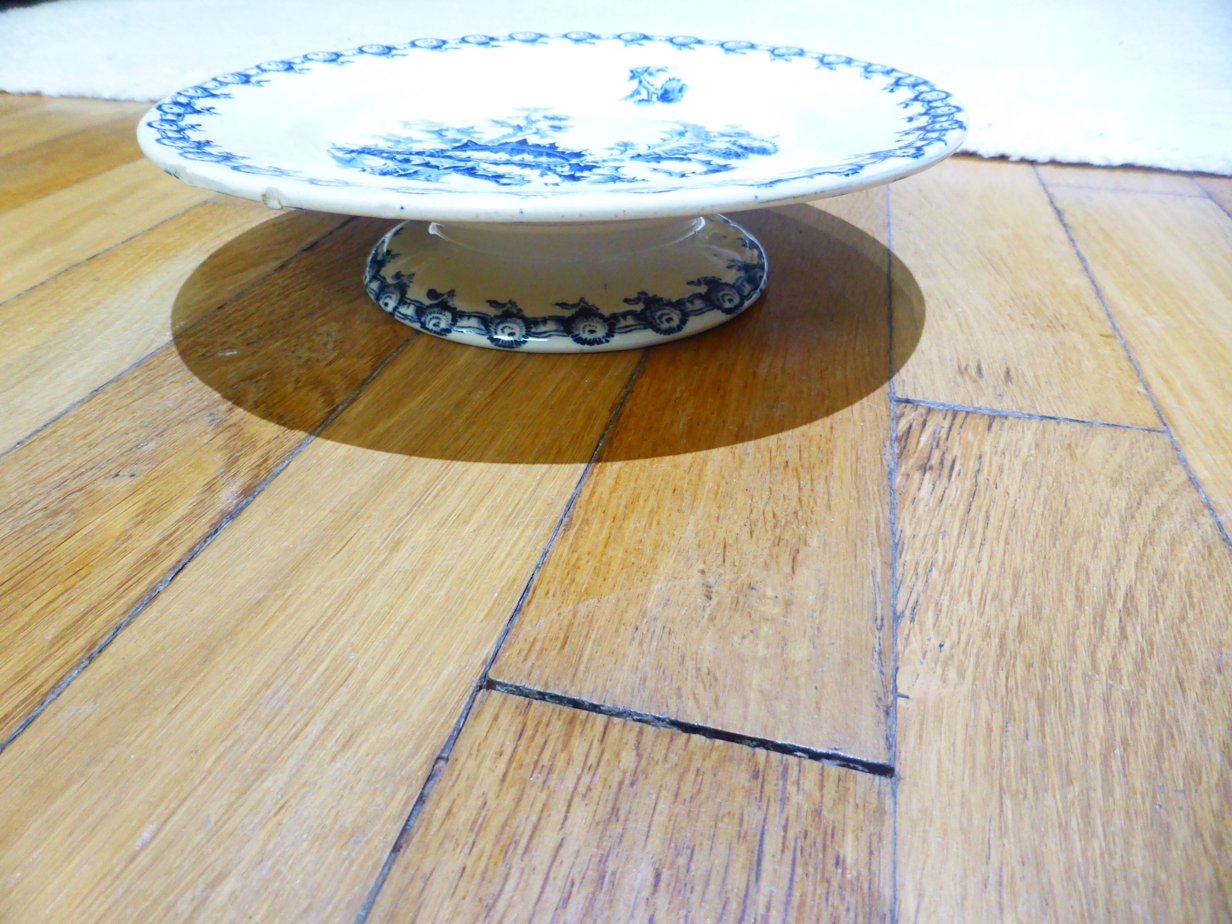 Flat compote dish on pedestal Gien Chardons 260606