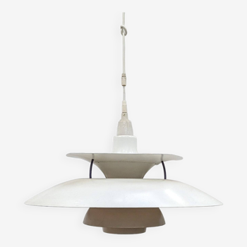 Suspension PH5 par Poul Henningsen