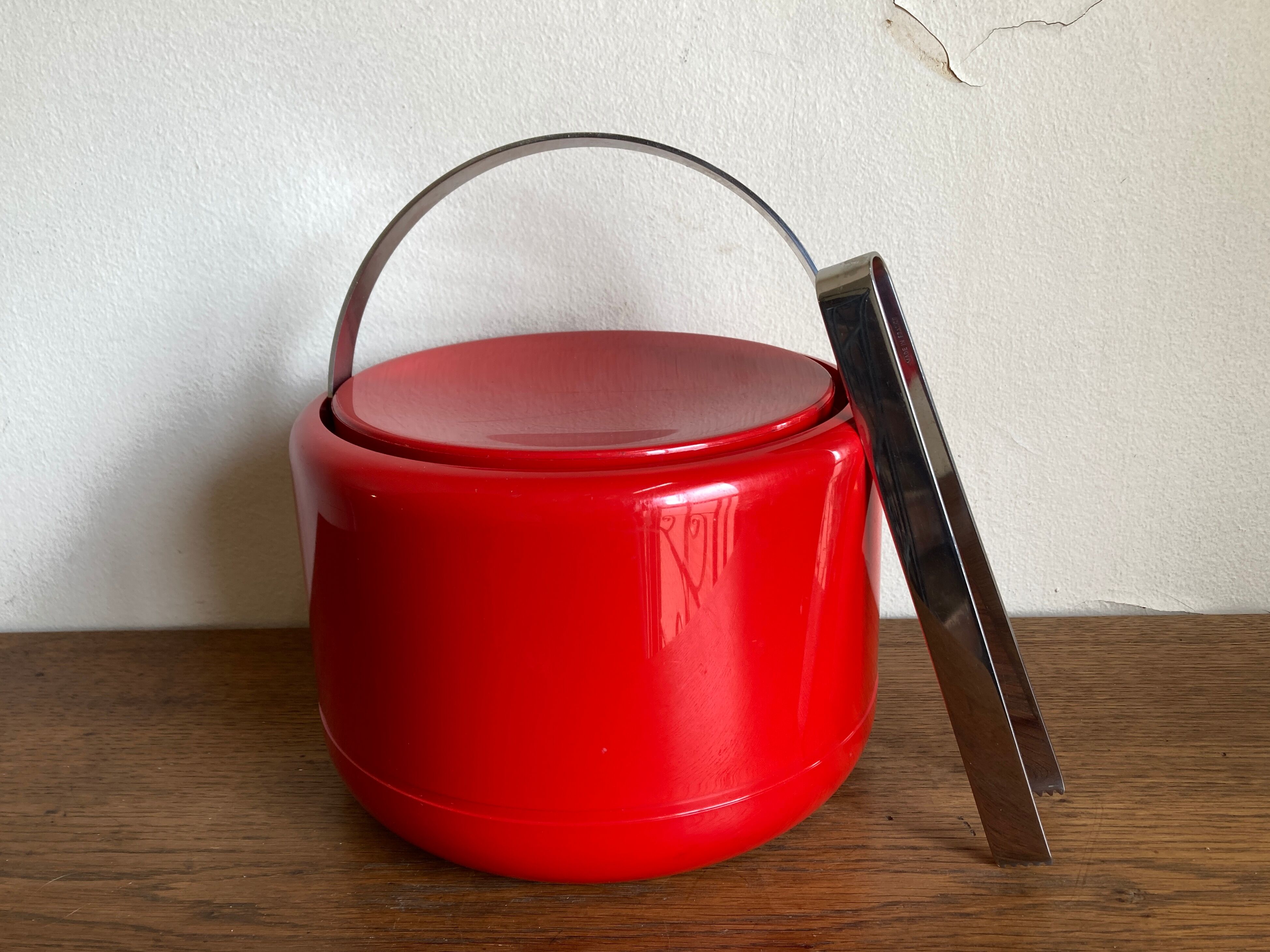 Stelton Denmark ice bucket in red ABS, Space Age pop 1960.