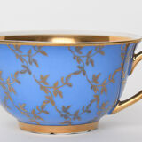 Tasse et sa sous-tasse en porcelaine
