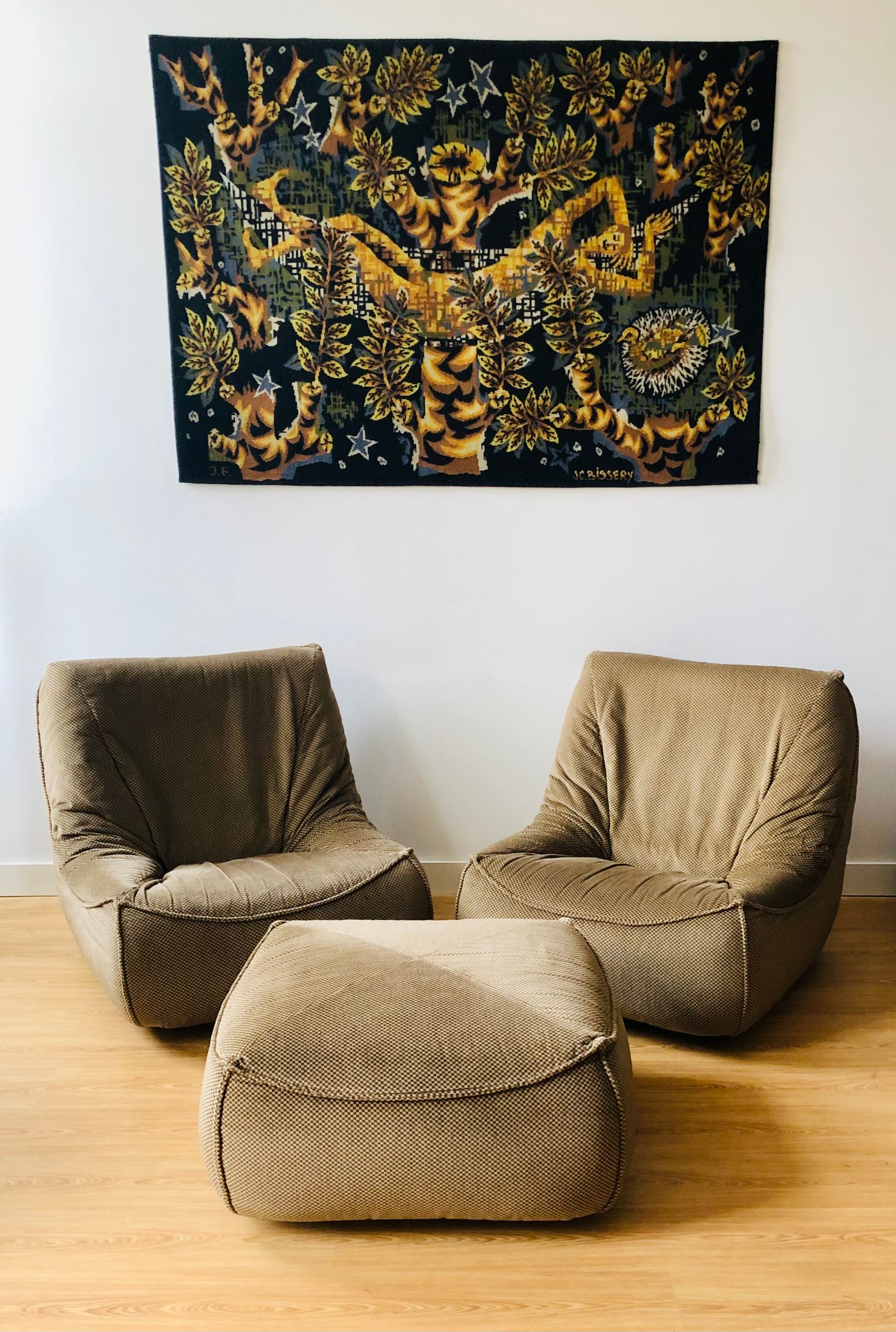 Atelier Dunlopillo vintage 2 drivers and 1 pouf