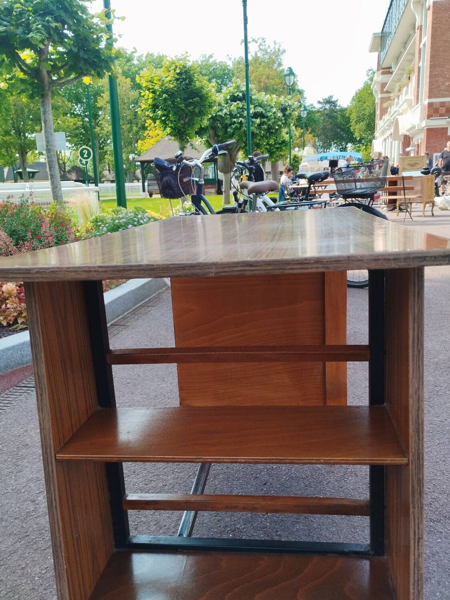 Bureau ancien vintage design