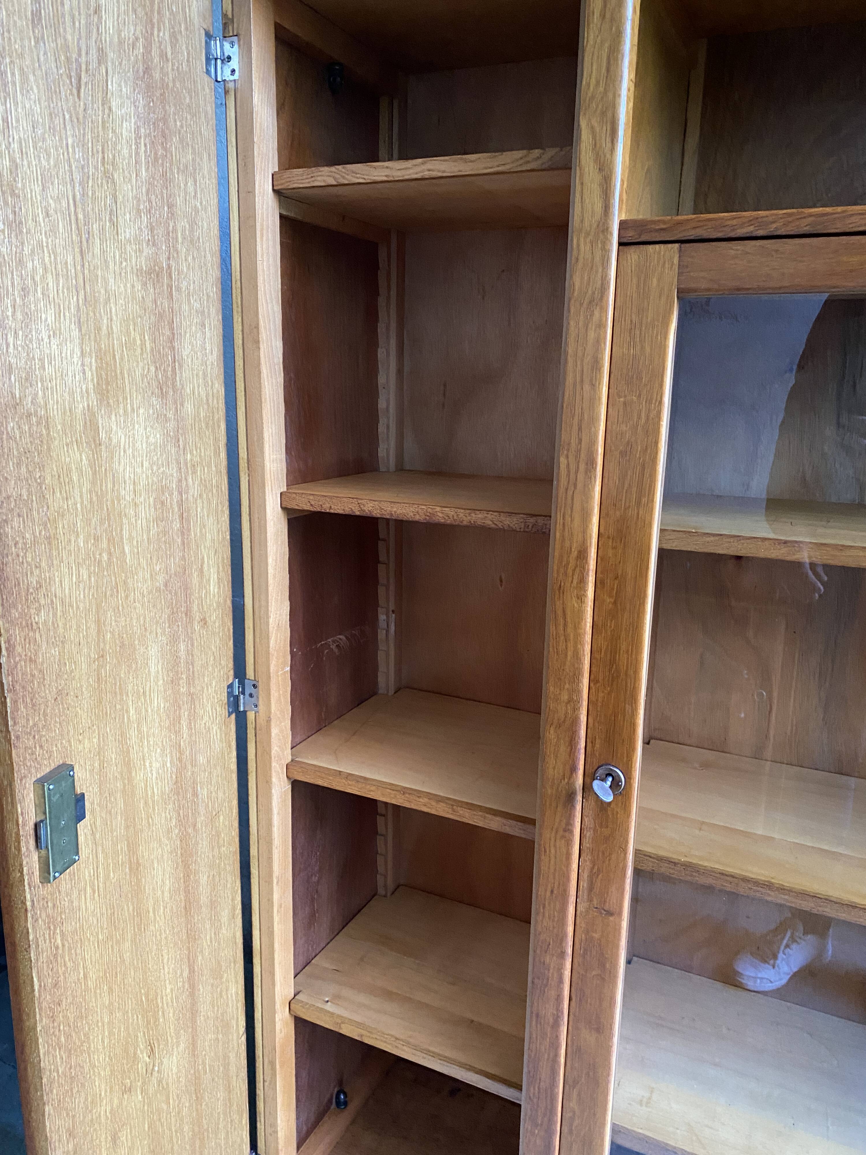 Library / Vintage solid wood sideboard – 3 doors with display cabinet