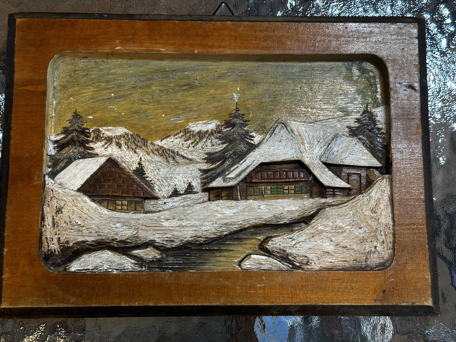 Alpine Table in carved and painted wood 23/32 cm