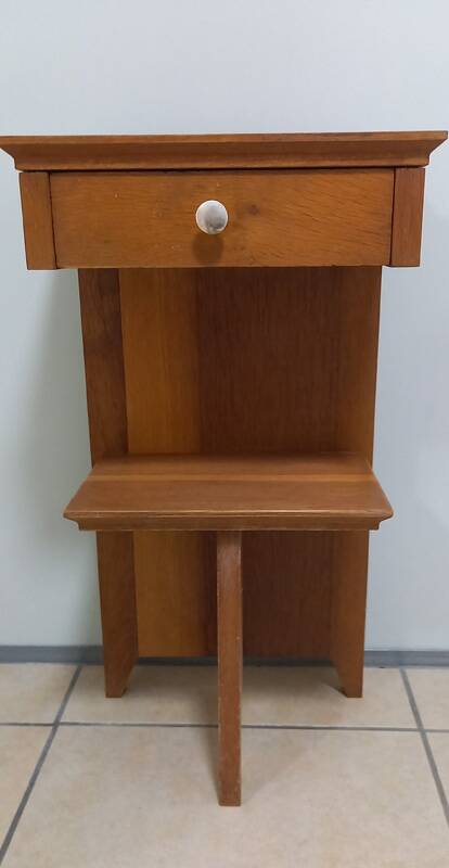Vintage tripod oak bedside table