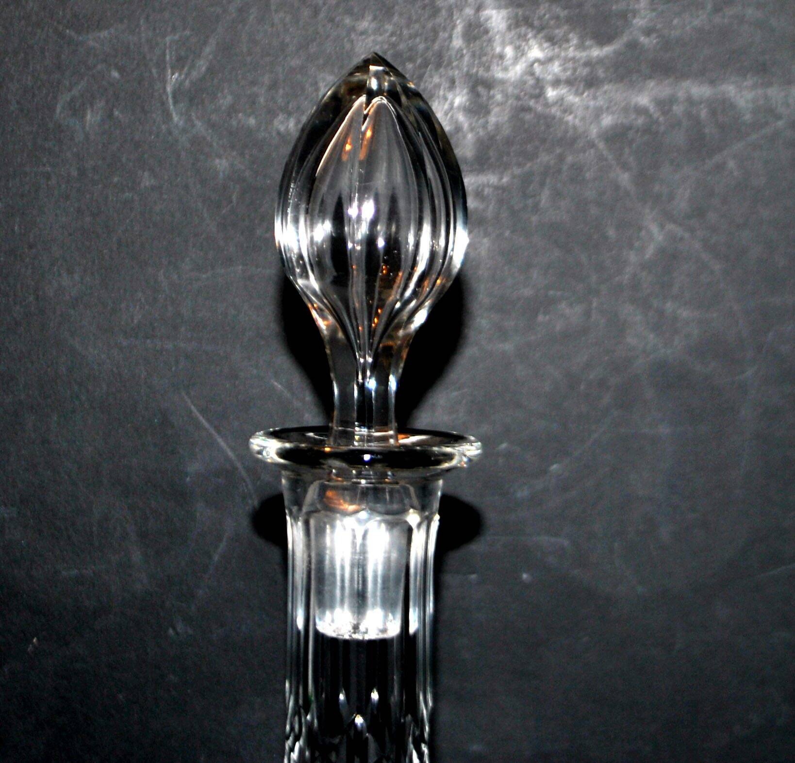 Massenet wine carafe in Saint-Louis cut crystal size 4147 H35