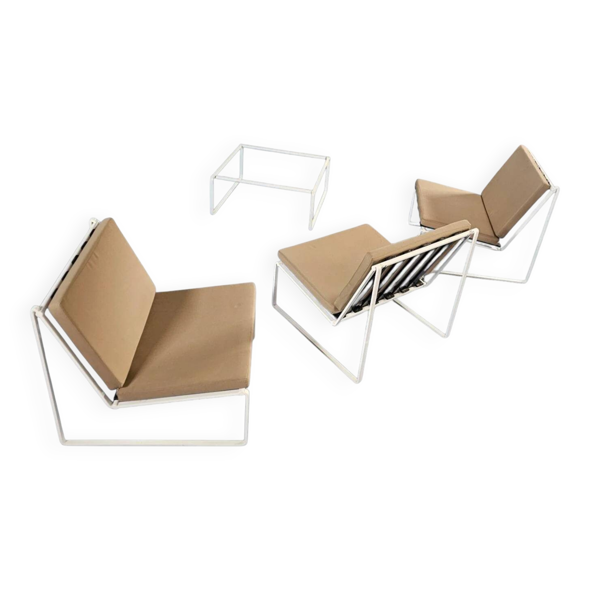Chaises longues Kho Liang Ie 024 / table basse / Artifort 1962