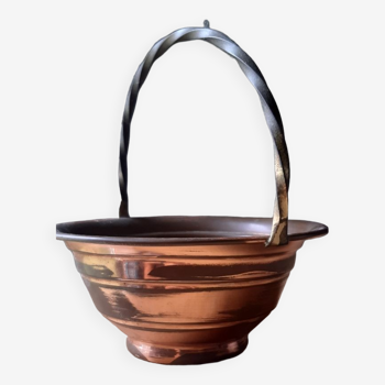 Copper pot