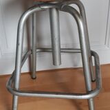 Industrial screw stool