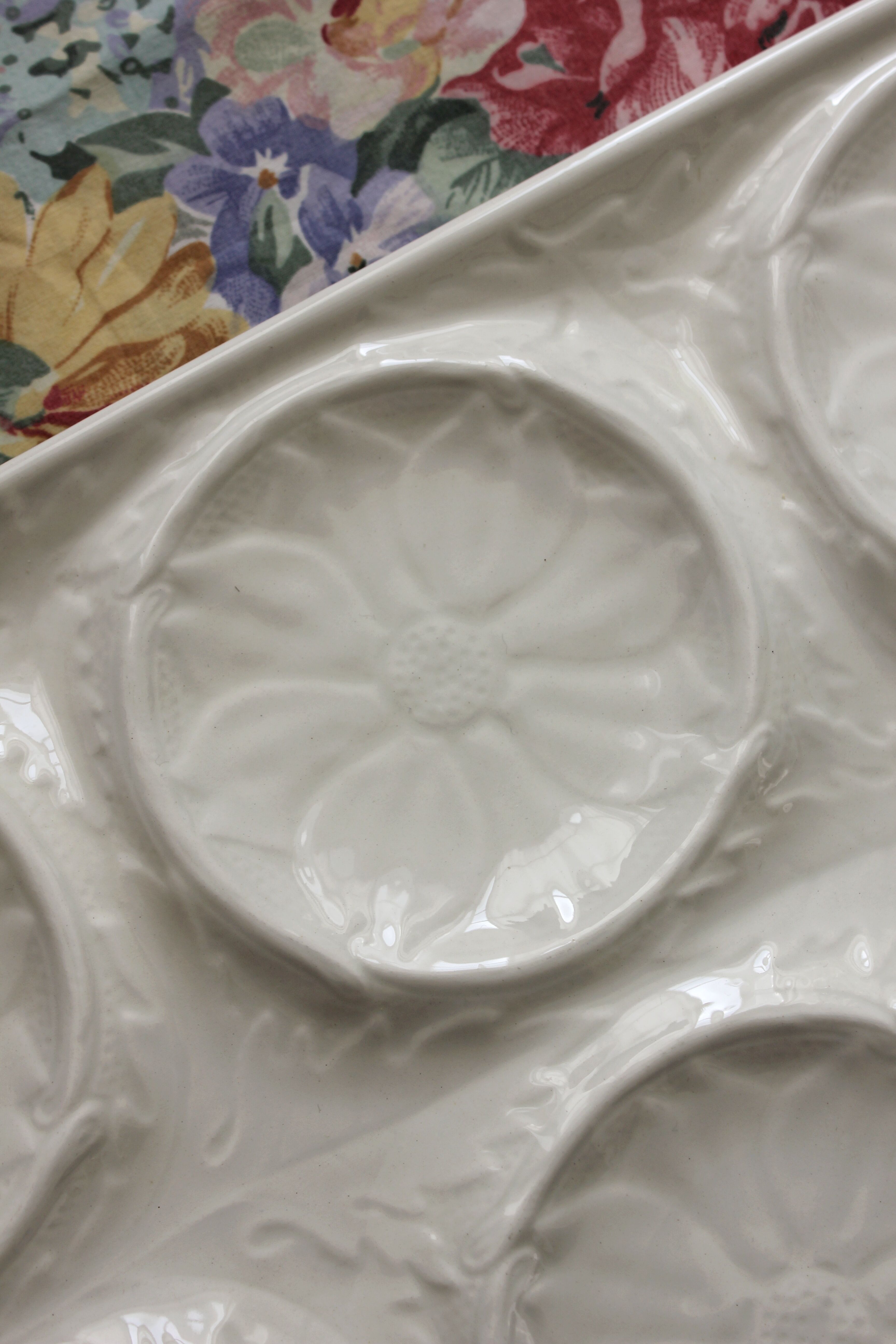 Vintage rectangular earthenware dish in Gien slipware