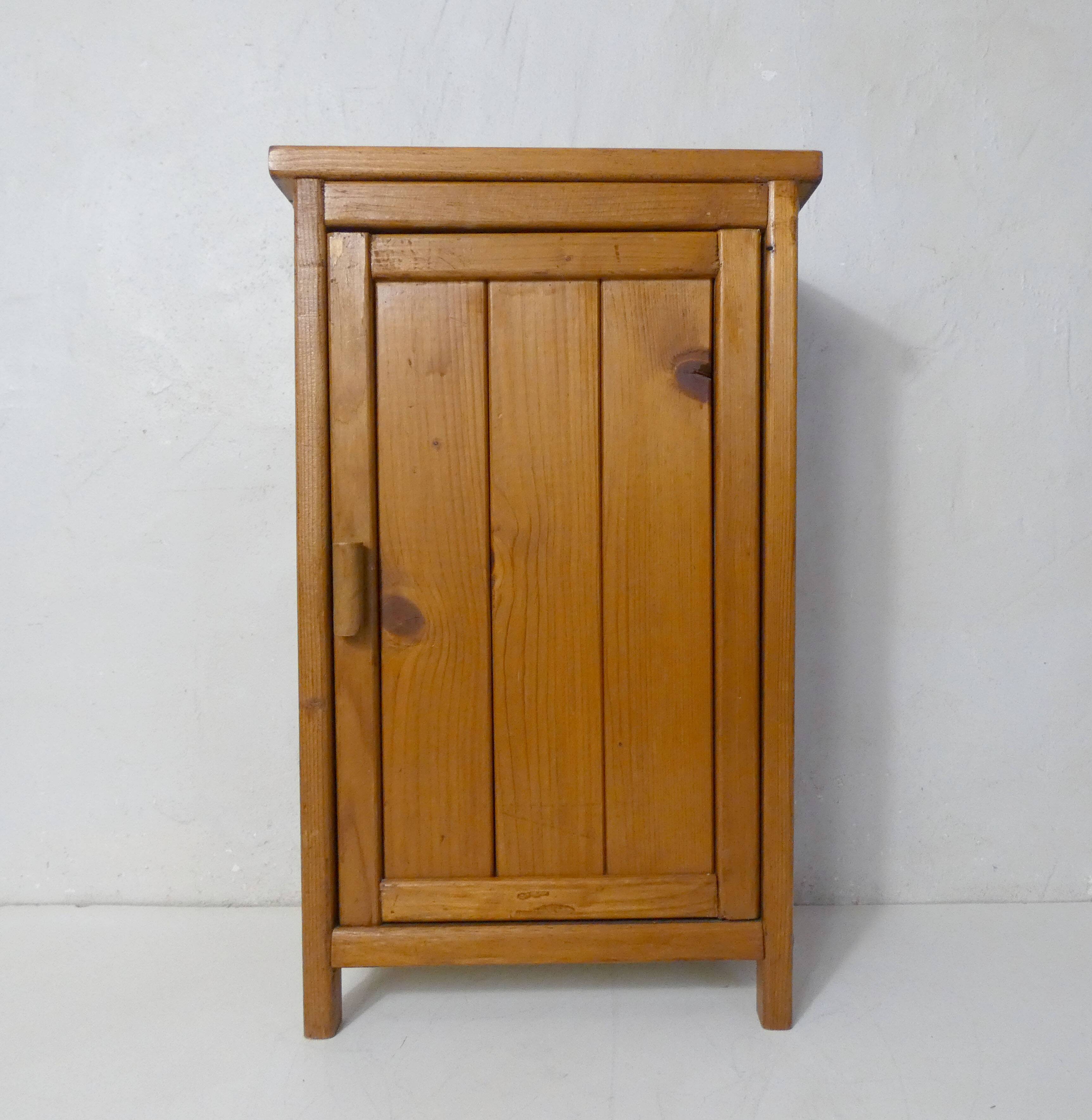 Vintage medicine cabinet