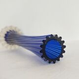 Soliflore in twisted blue glass