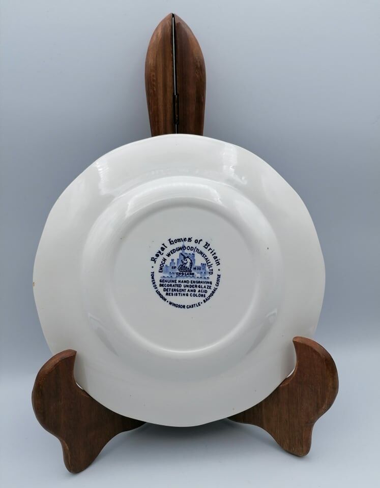Dessert plates in English porcelain