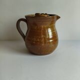 Enameled stoneware pitcher with ice cube tray - vintage