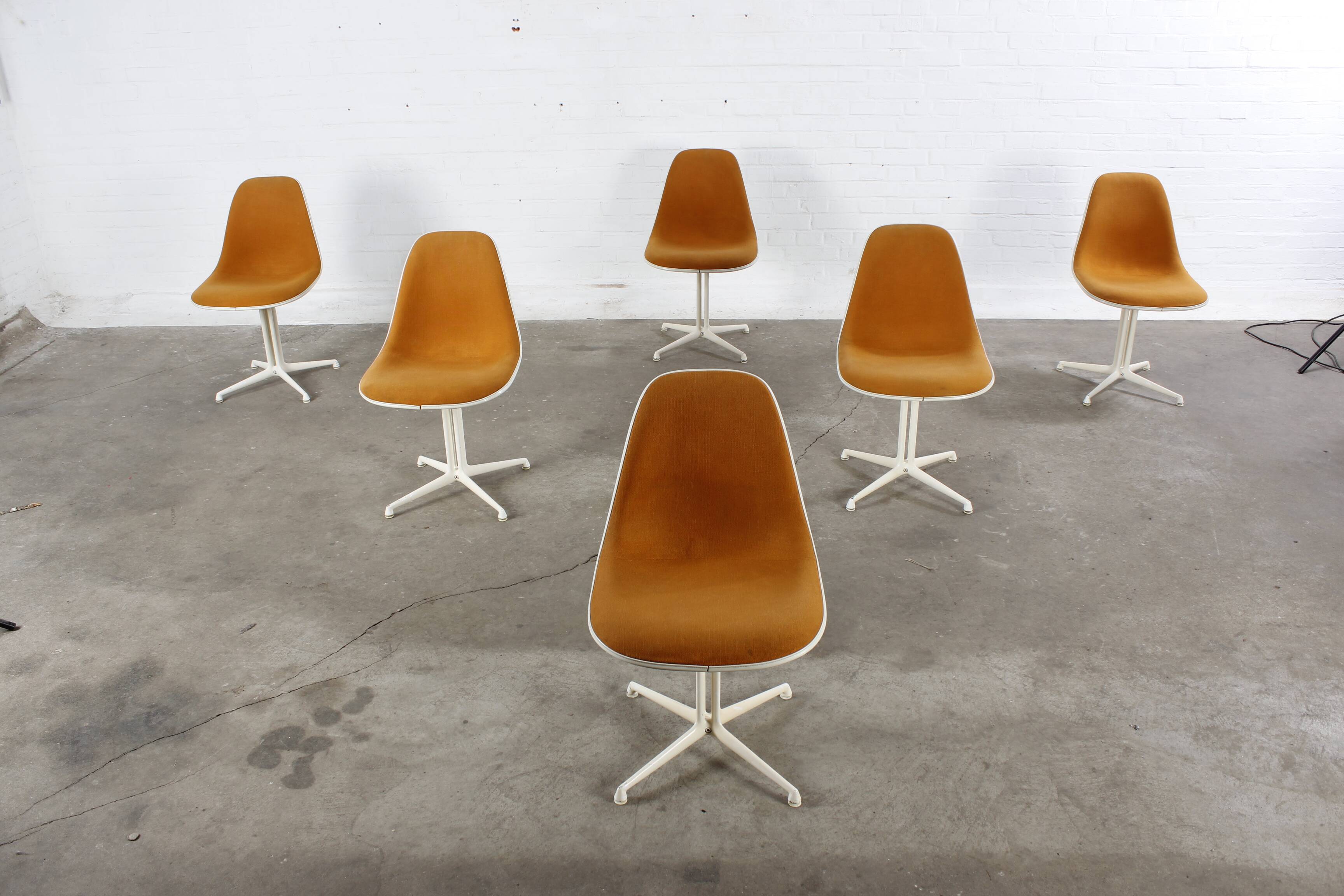6-piece set of original Eames La Fonda side chairs Vitra Miller