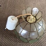 Mother-of-pearl suspension