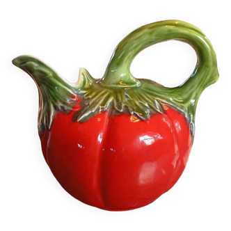 Tomato pitcher in slip - Italy