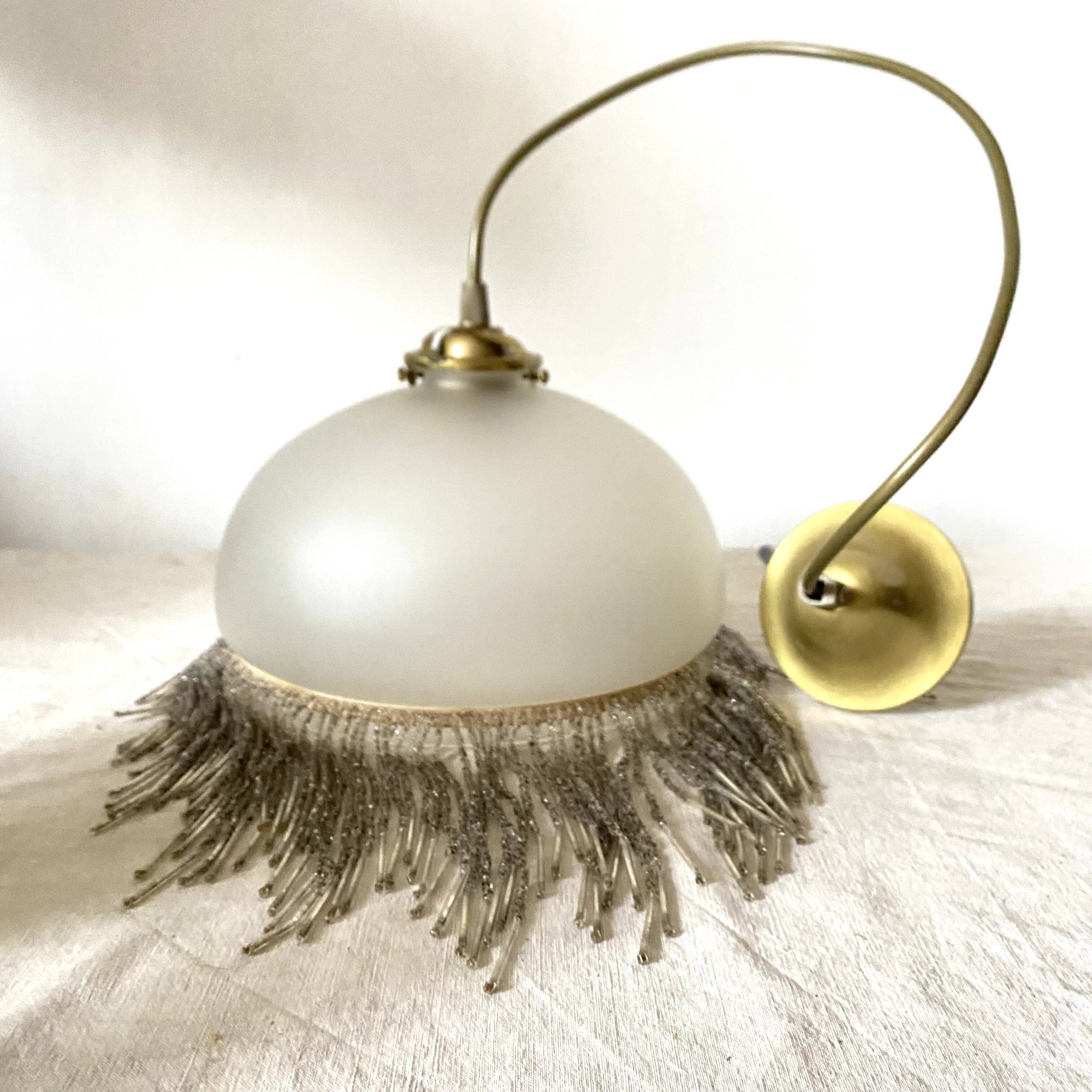 Suspension en verre dépoli et perles