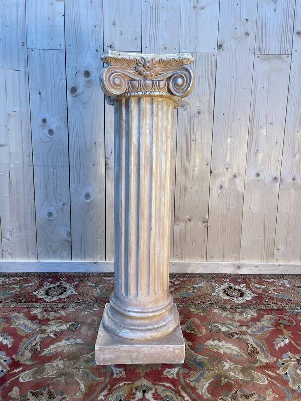 Corinthian Plaster Display Stand or Column