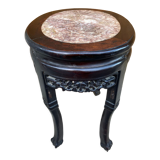 Pedestal table