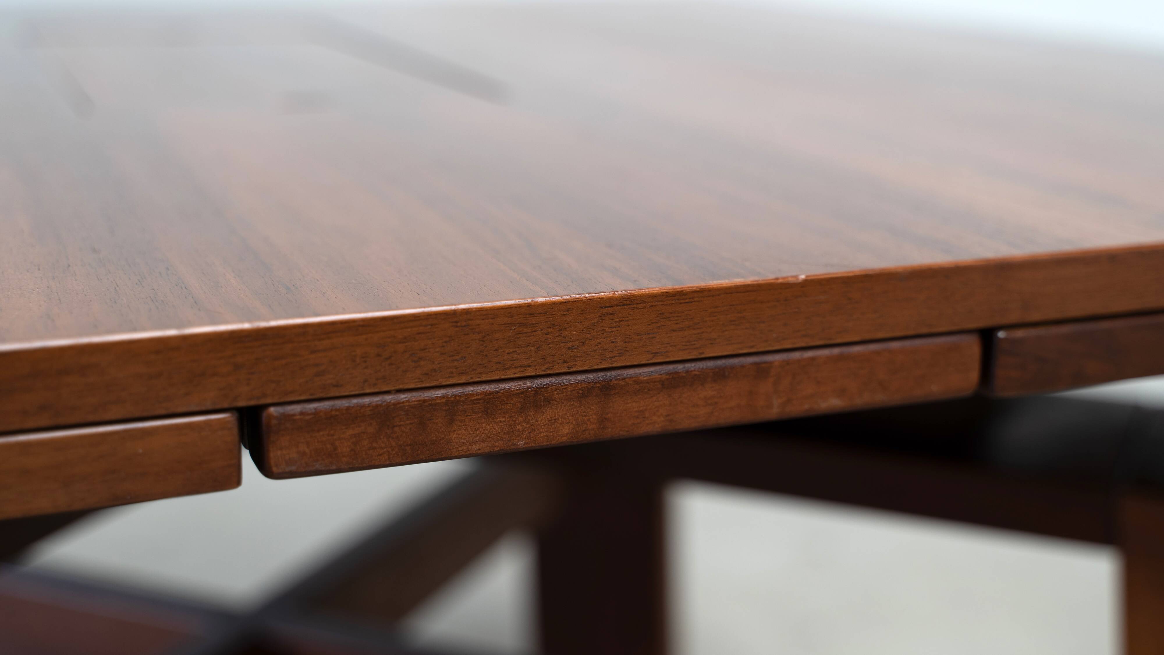 Square extendable dining table by Silvio Coppola for Bernini