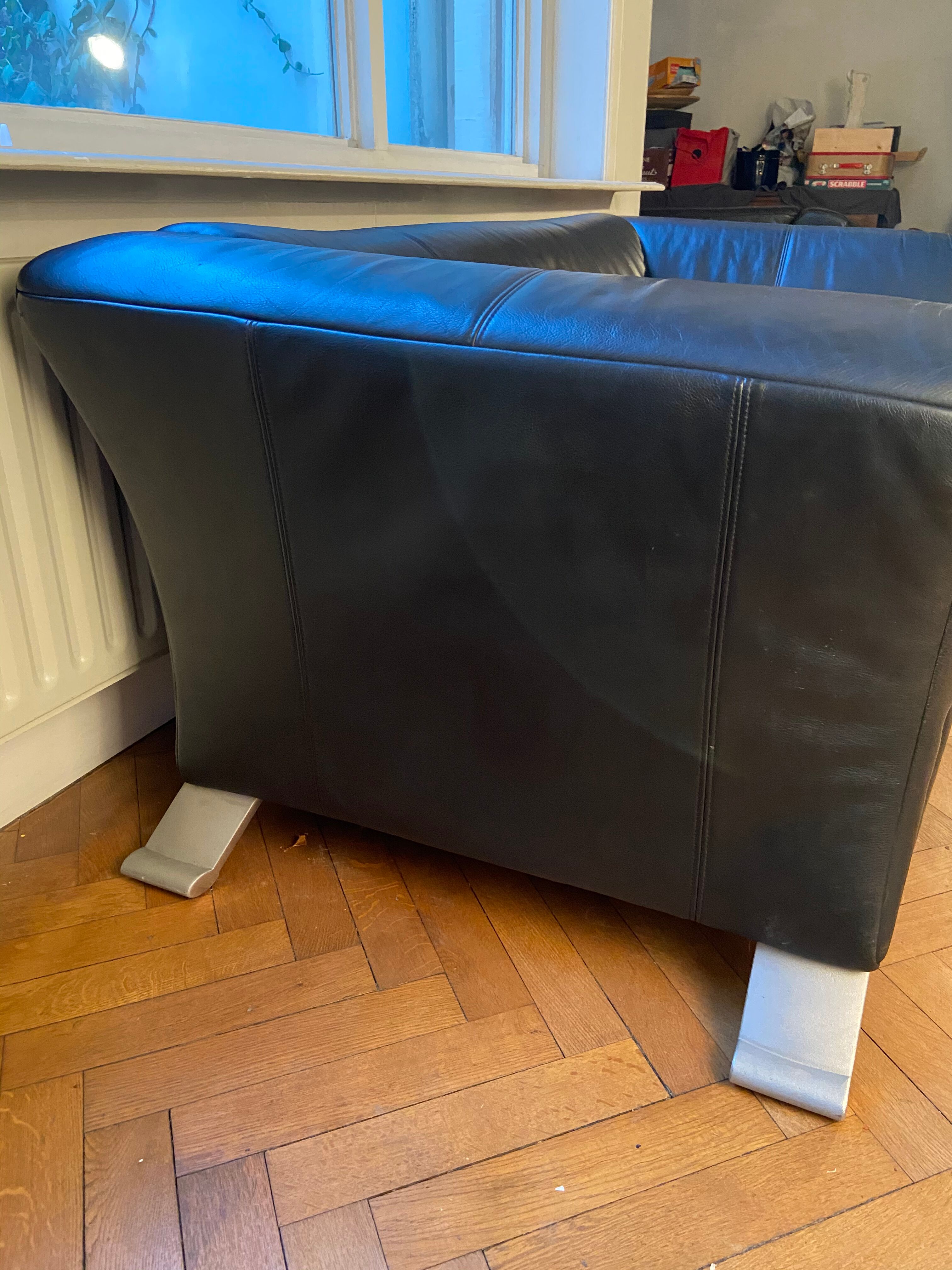 Rolf Benz 2-seater black leather sofa, Germany, 1980s