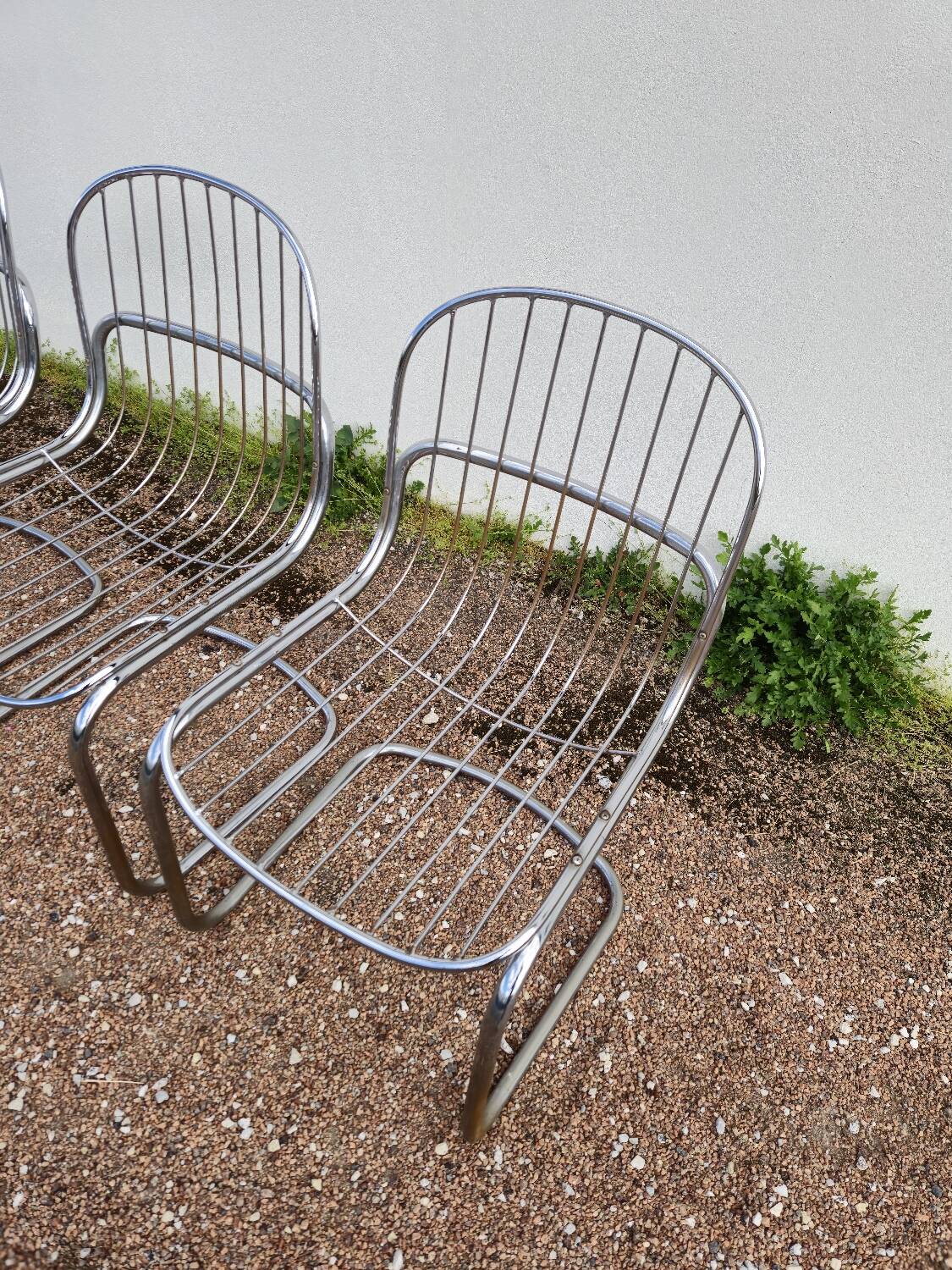 Set of 6 chrome metal design chairs from the 1970s.