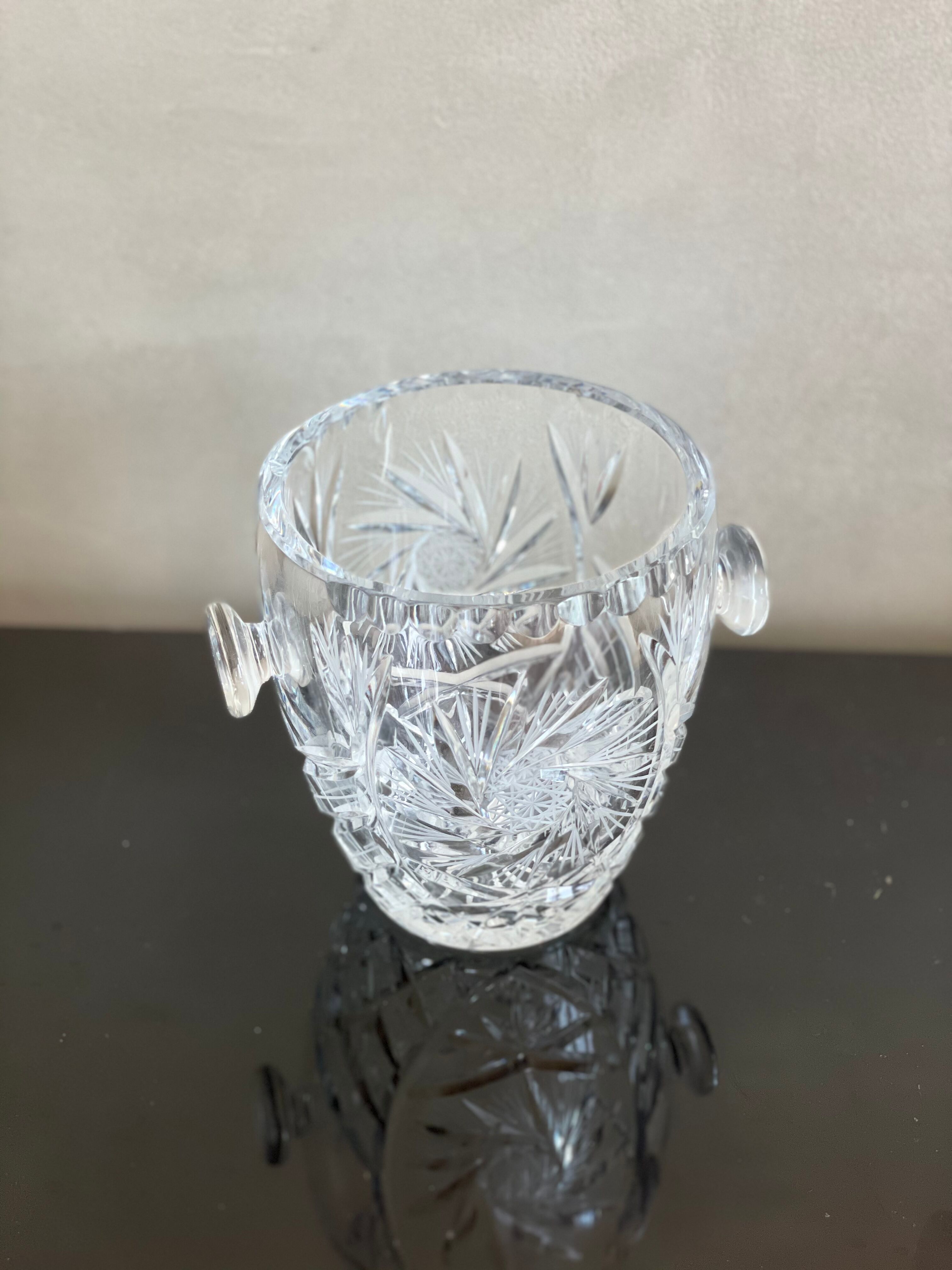 Cut crystal ice bucket