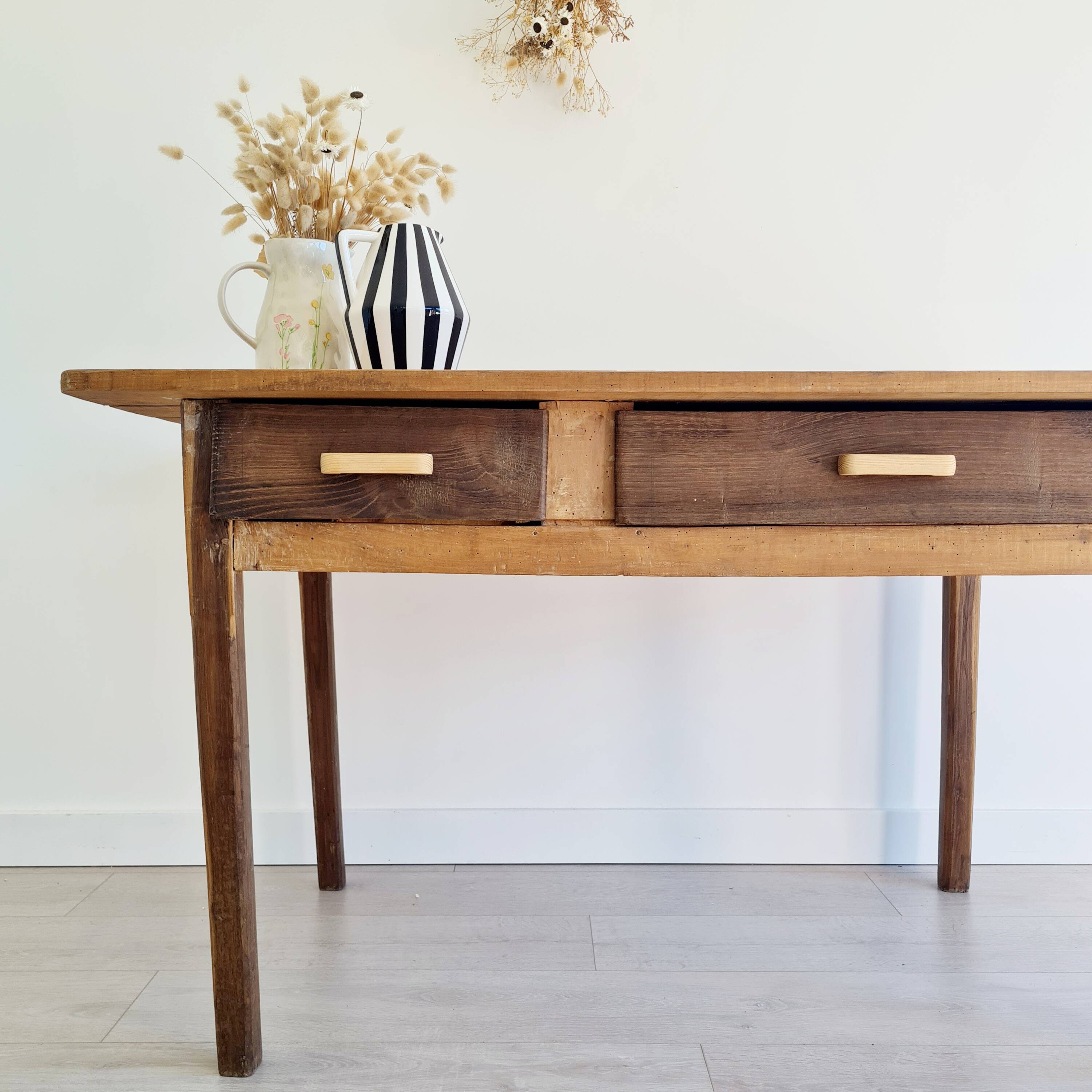Antique farmhouse table - 2 drawers