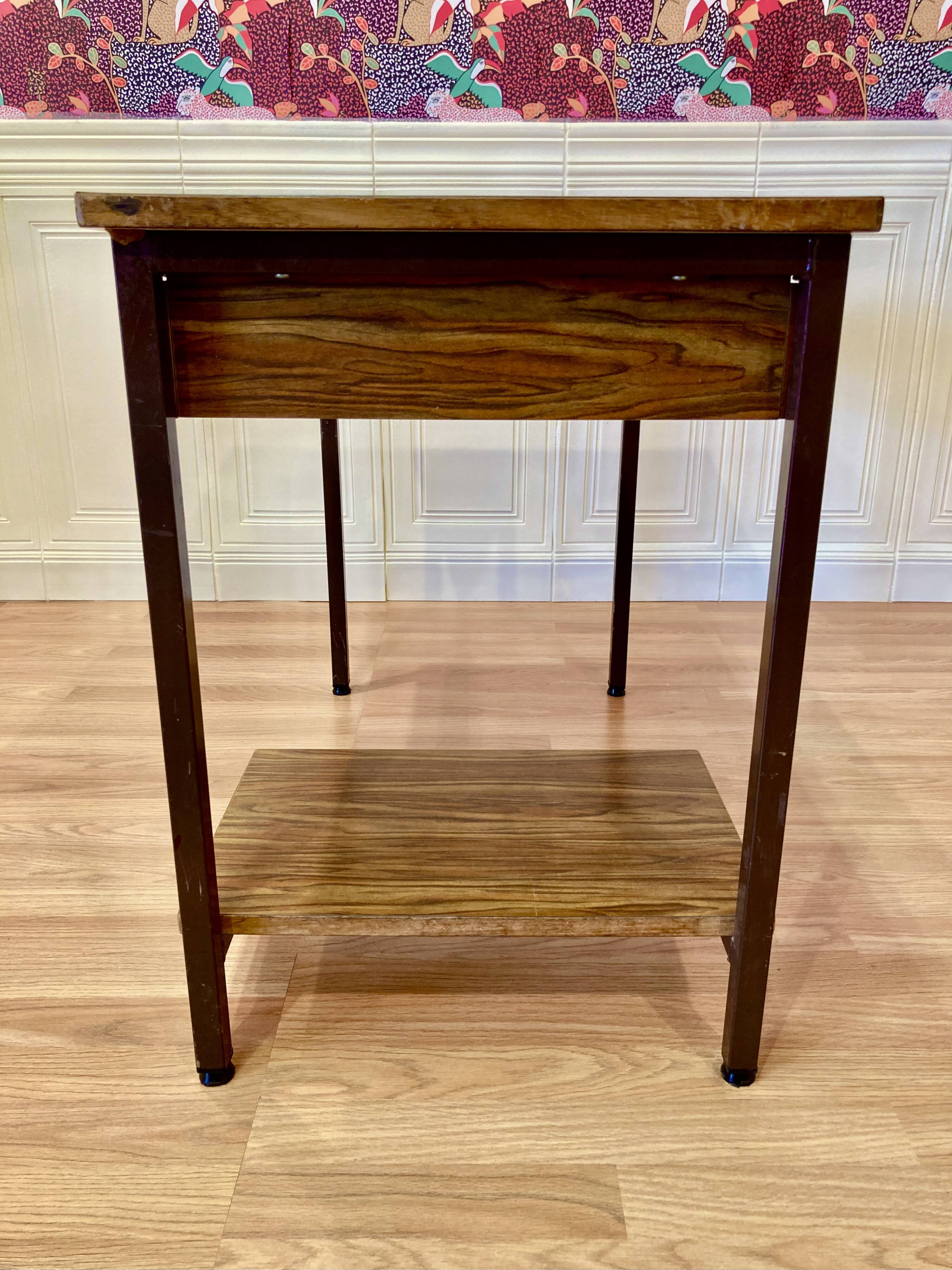 Nice 1950s design desk.