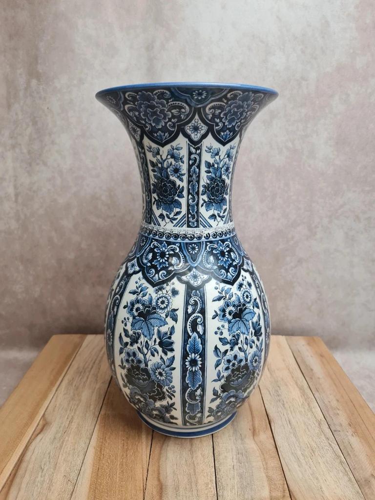 Vase vintage Delfia bleu et blanc – Grand modèle floral – Esprit Delft / hollandais