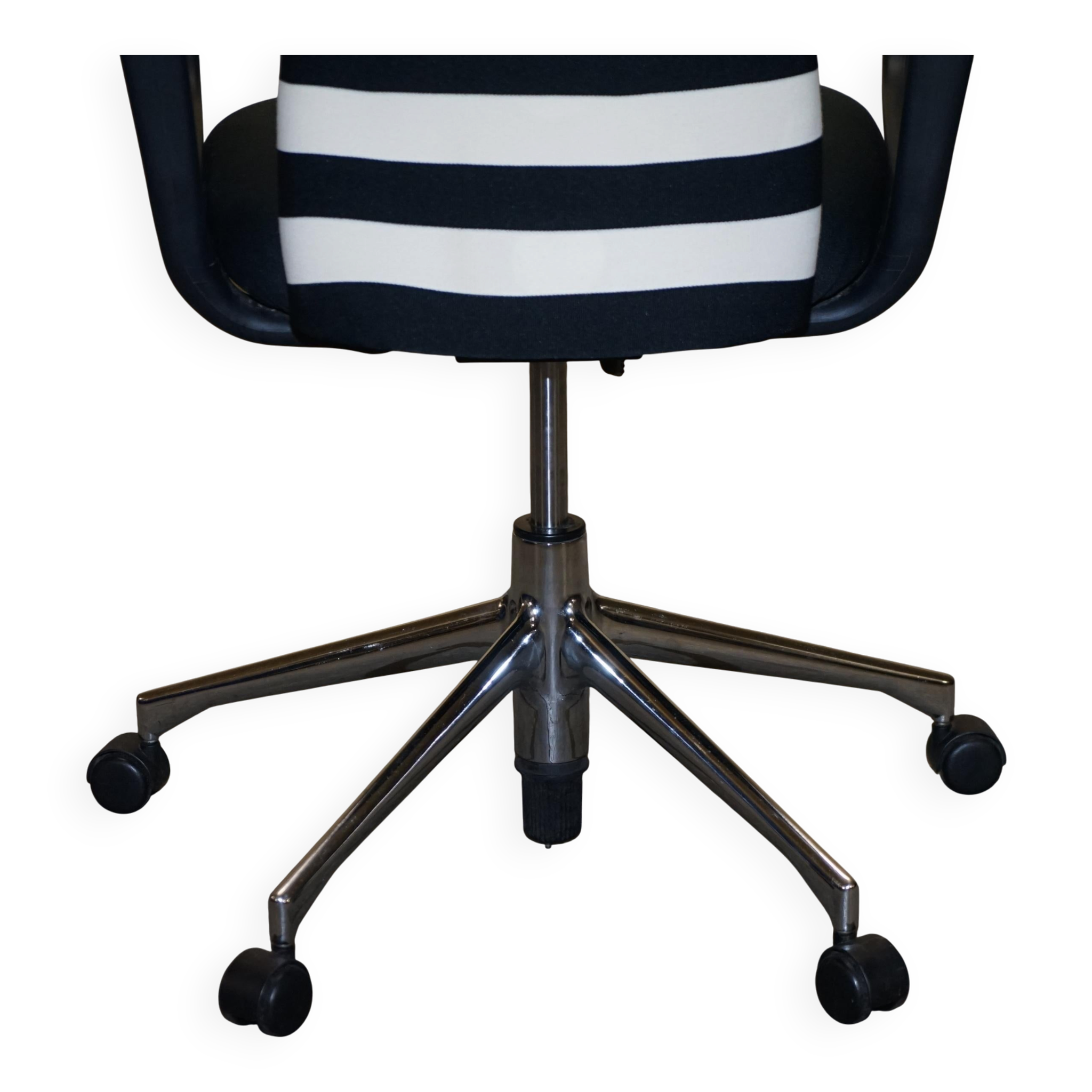 Vitra ergonomic office chair