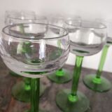 6 glasses of wine in ouraline