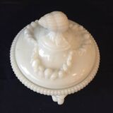 Candy in white opaline dragon head and shells summer seaside deco