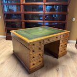 Antique Partnersdesk