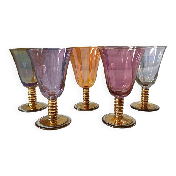 5 verres à liqueur anciens sur pied rmulticolore et or