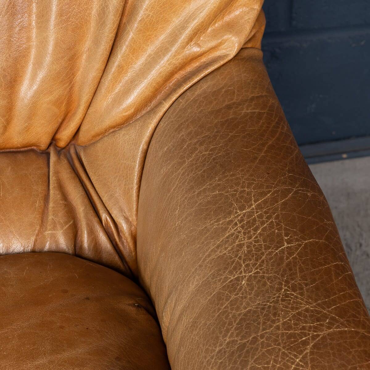 Vintage 20thc pair of italian leather lounge chairs by rossi di albizzate