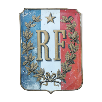 Plaque bearing the flags of mary French Republic