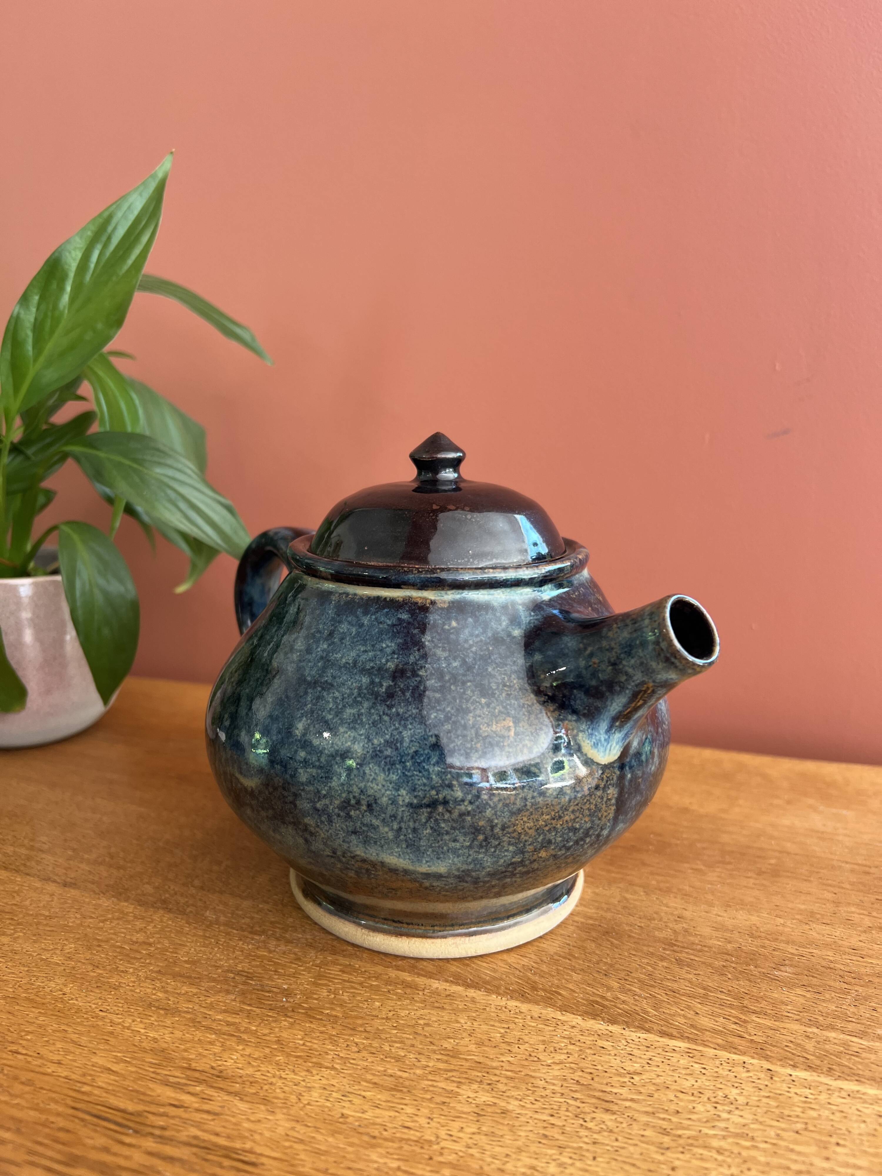 Enamelled stoneware teapot from Saint Amand en Puisaye