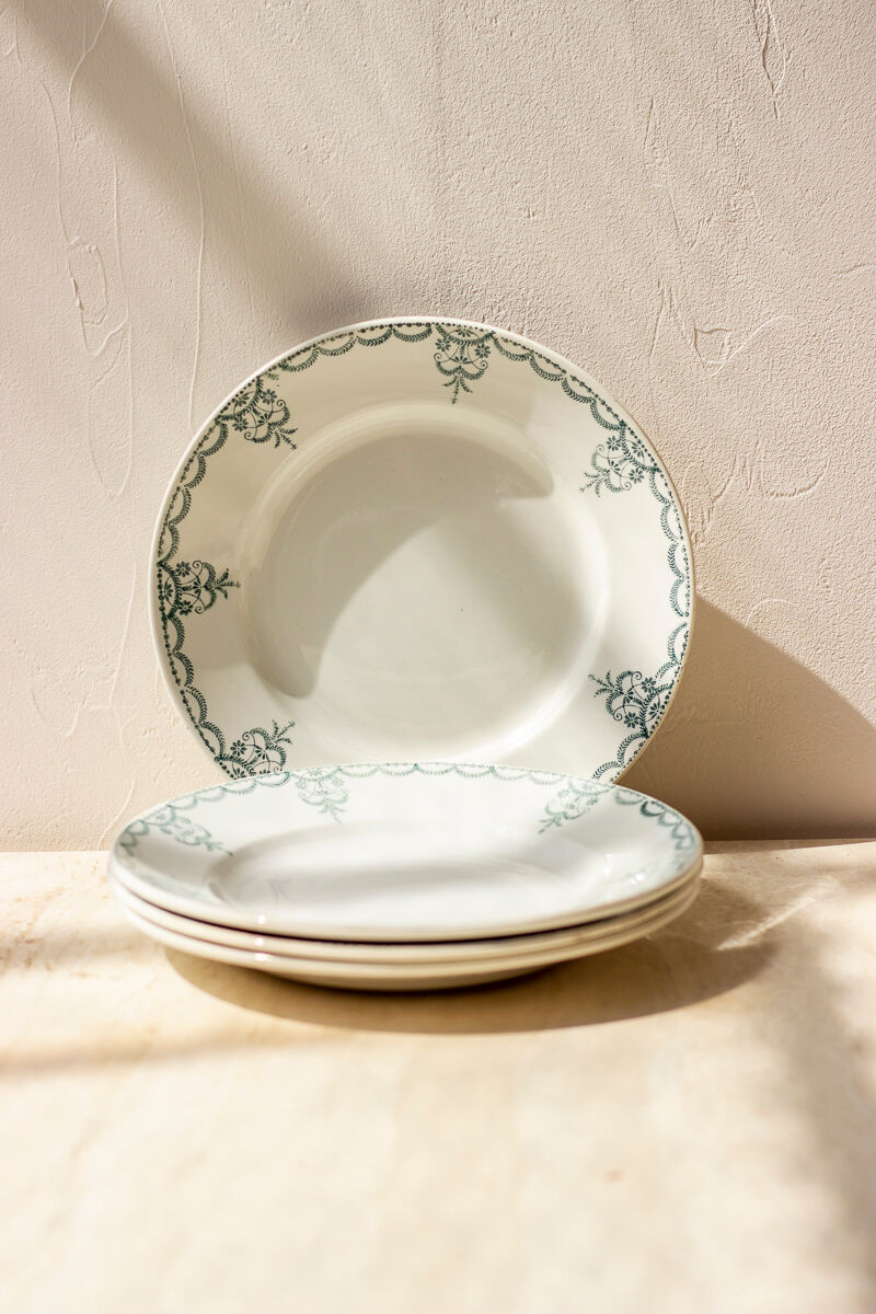 4 flat plates iron earth - Moulin des loups and Hamage