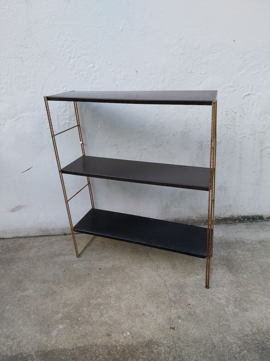 Metal wall string shelves