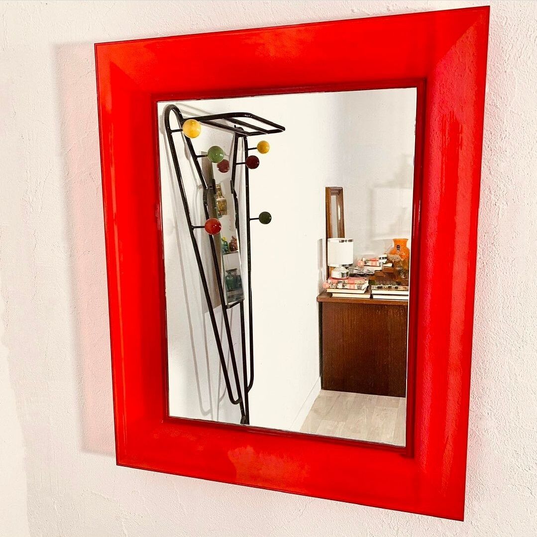 Kartell mirror, 79x65 cm | Selency