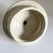 Ancient orza from Lucena, Córdoba, glazed Andalusian pottery with a veined decoration.