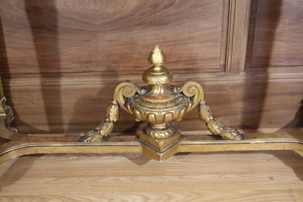 Jardinière en bois doré xixeme
