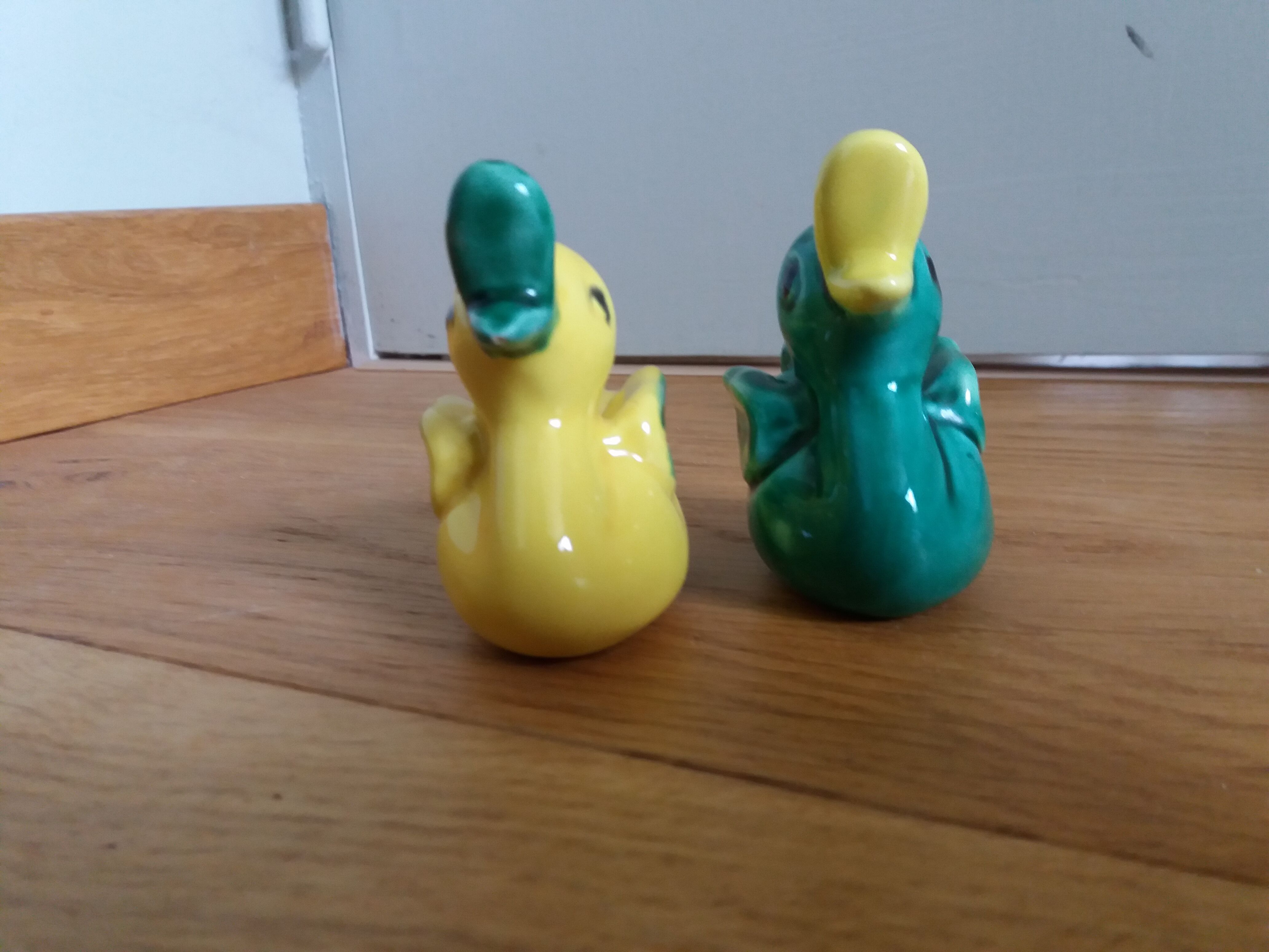 Slurry pepper shaker duck